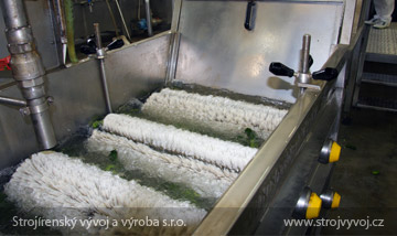 Vegetable brush washer