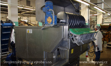 Zucchini lamella cutter