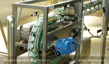 Vertical magnetic conveyors